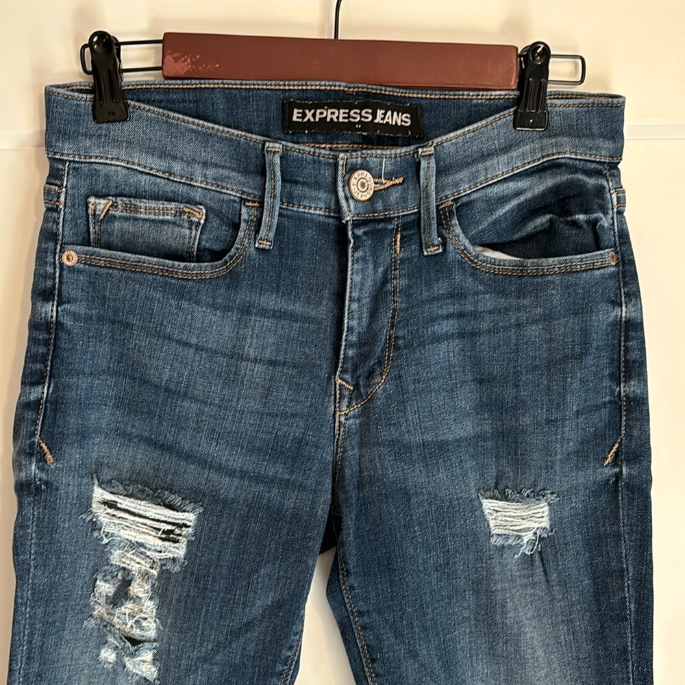 Express- Size 4R, skinny, distressed jeans